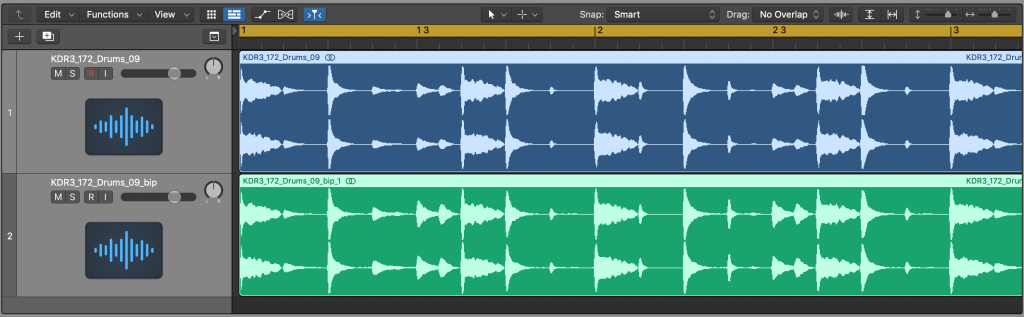 Visual display of two waveforms before and after Parallel Compression is applied.
